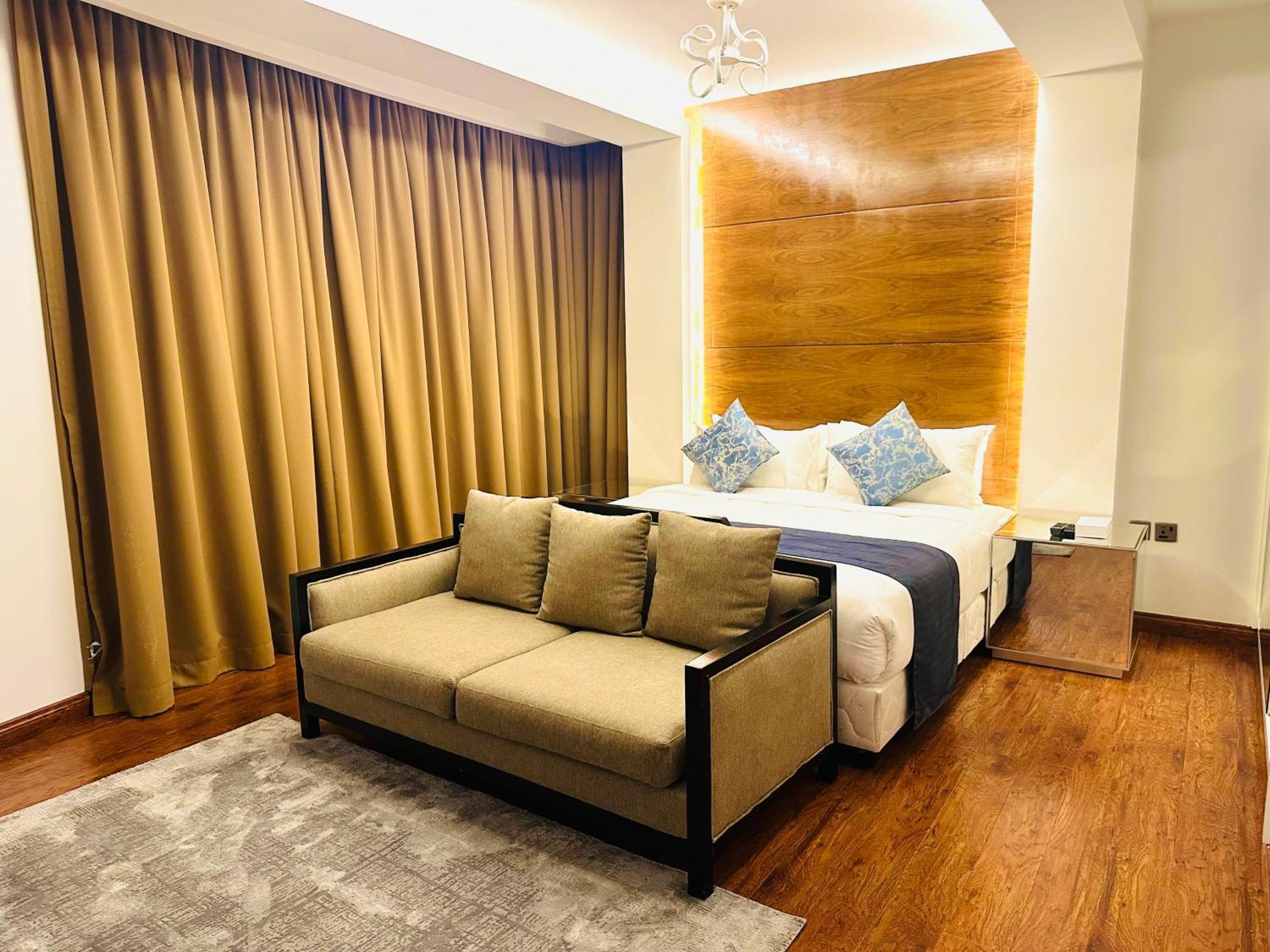 Saxophone Suites Muharraq Exterior photo